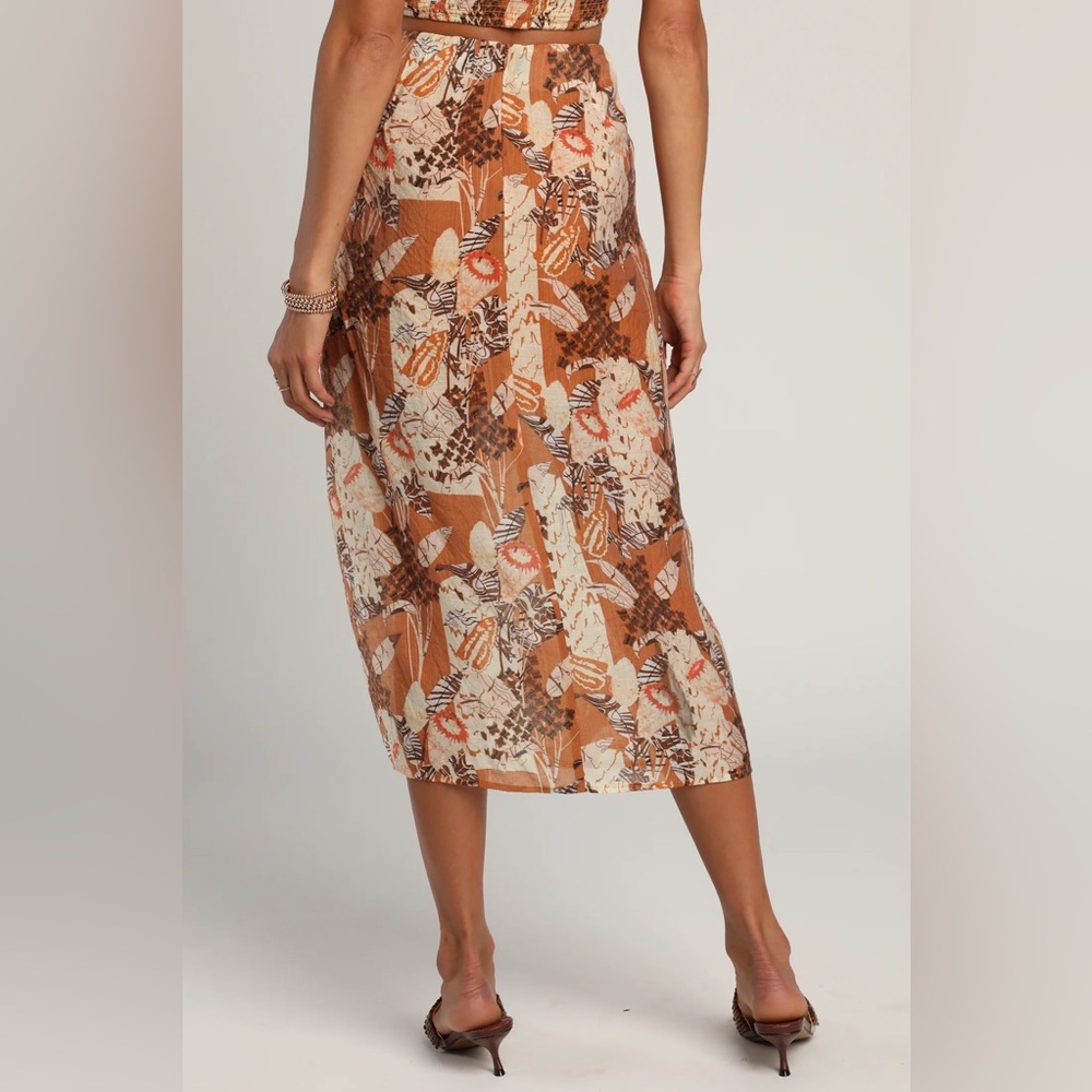 NWT Lulu’s Something Wild Brown Multi Print Twist-Front Midi Skirt Crop Top Set - Picture 12 of 16